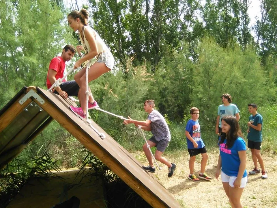 VISITA AL CASTILLO+DEPORTE DE AVENTURA